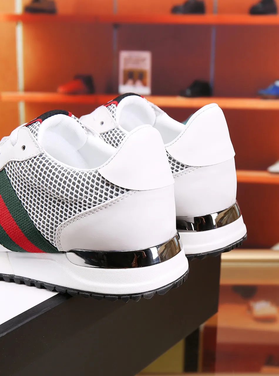Factory price: 400💰 (GUCCI) The latest summer model from the official website🎁🎁casual and fashionable men's shoes👟, hot style💥The version is simple and elegant, exclusive for trendy men, trendy mesh fabric ➕The inner lining is made of sheepskin, soft and comfortable, black and white two-color optional, code number: 38-44, customized 45